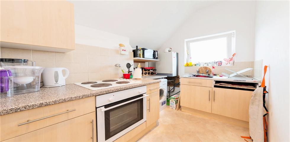 			1 Bedroom, 1 bath, 1 reception Flat			 Victoria Road, QUEENS PARK